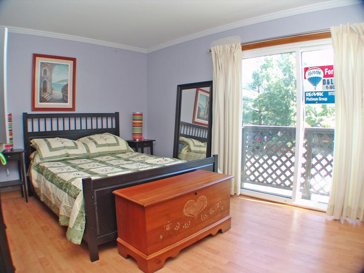 MLS #/Web ID: 2703910