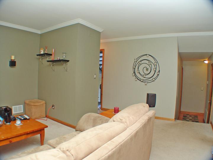 MLS #/Web ID: 2703910