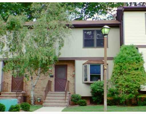 110 HIGHVIEW DR