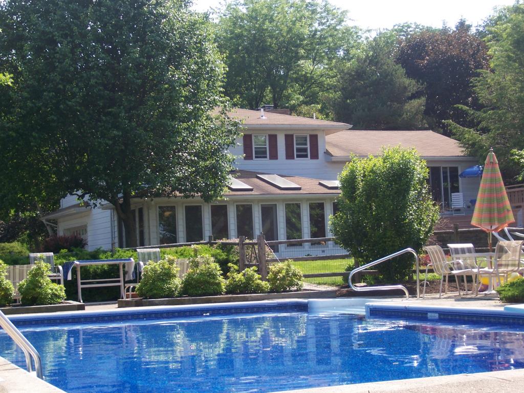 MLS #/Web ID: 2725110