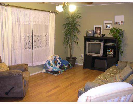 MLS #/Web ID: 2725410