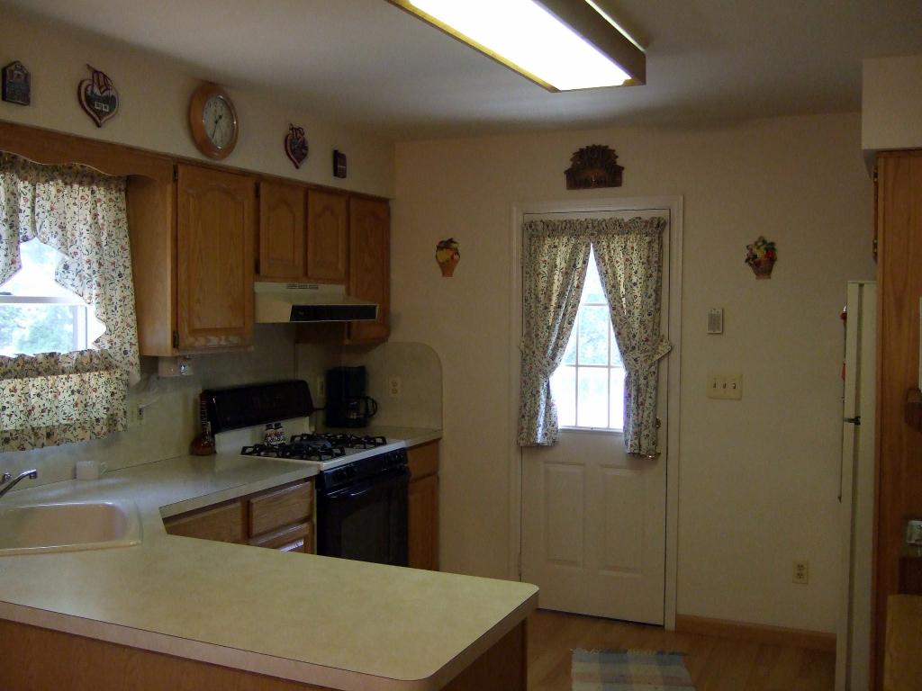 MLS #/Web ID: 2725710