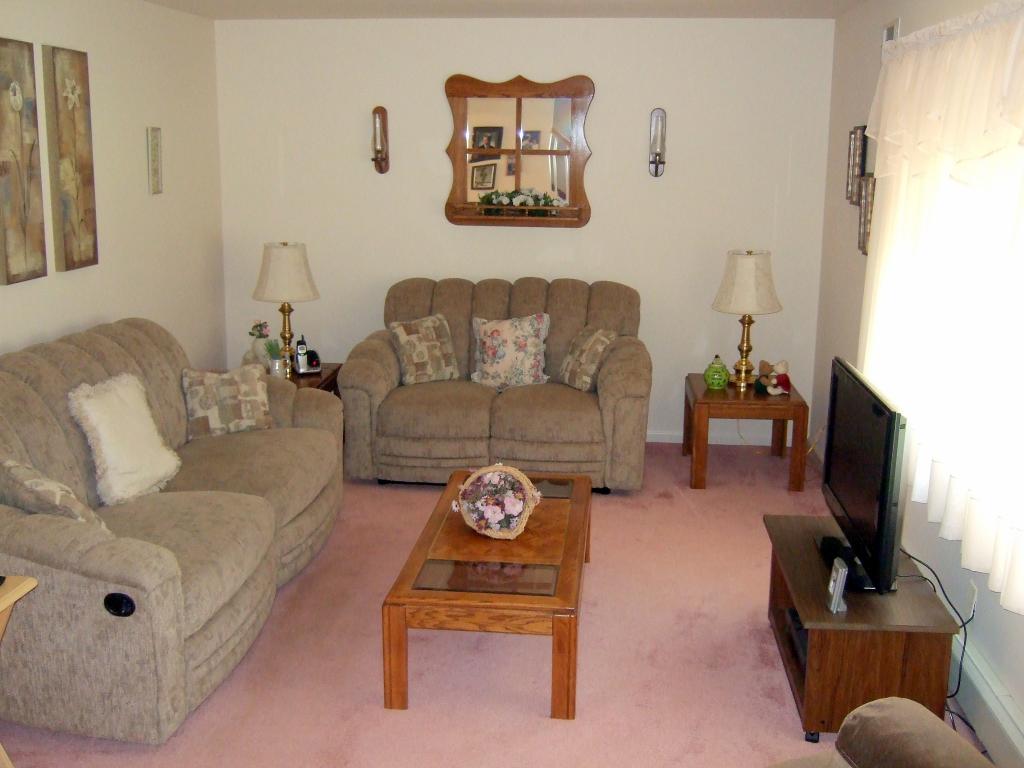MLS #/Web ID: 2725710