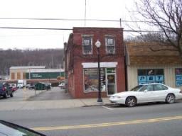 116 E Blackwell St