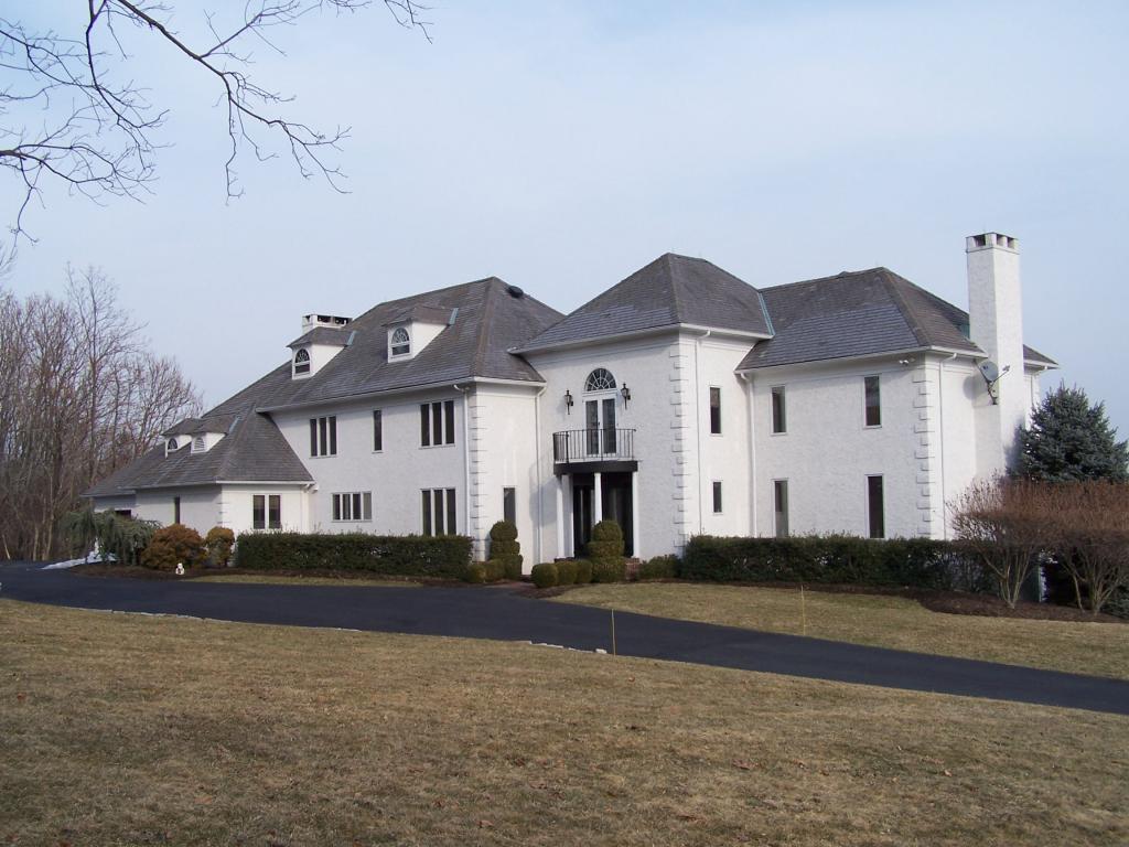 28 STILL HOLLOW RD