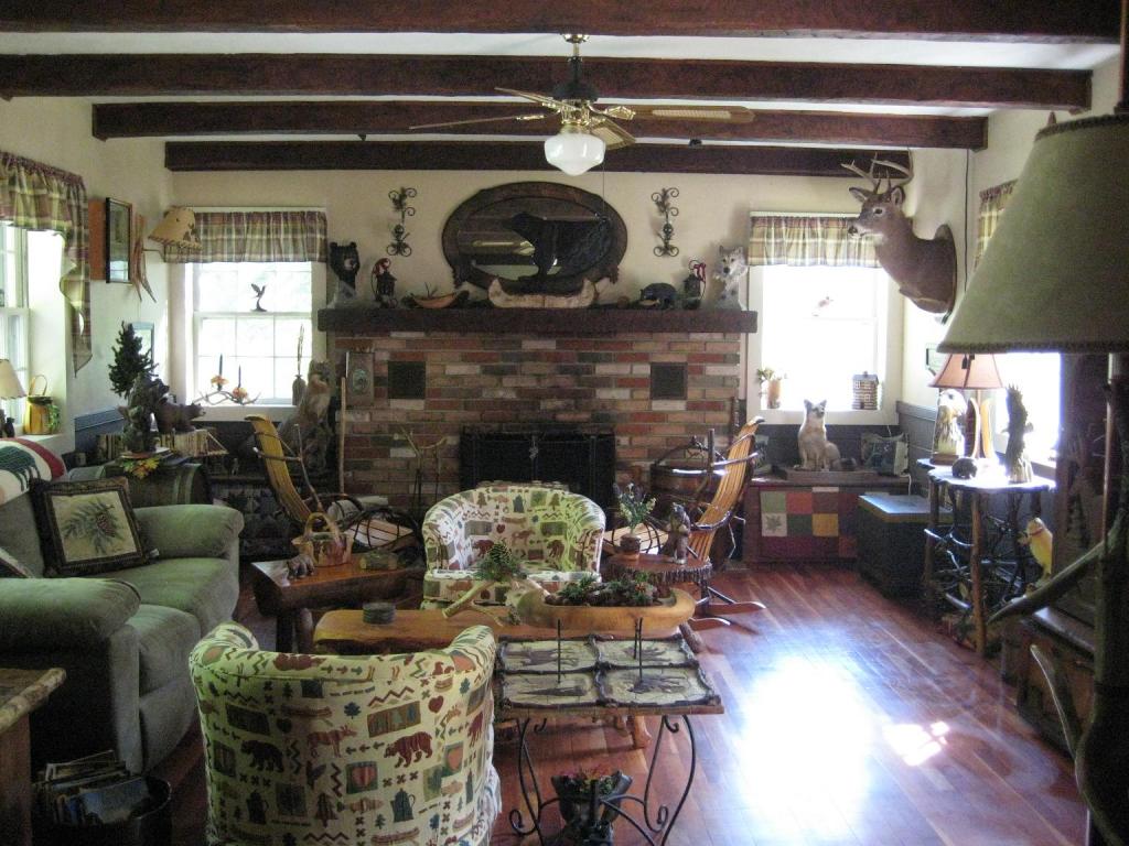 MLS #/Web ID: 2682411