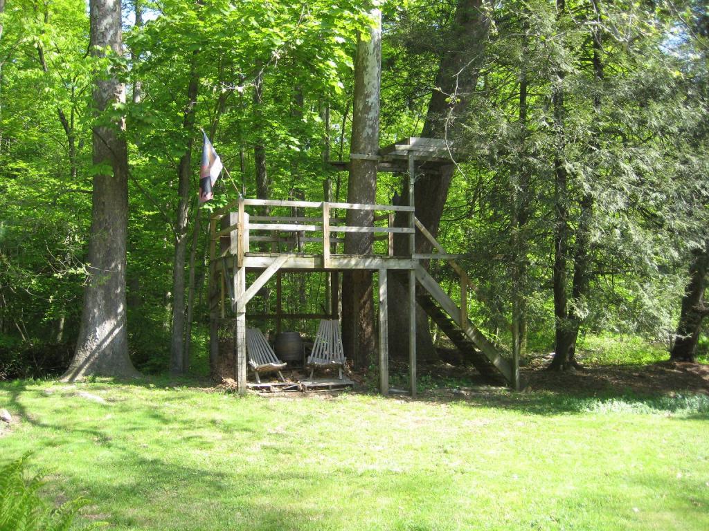 MLS #/Web ID: 2682411