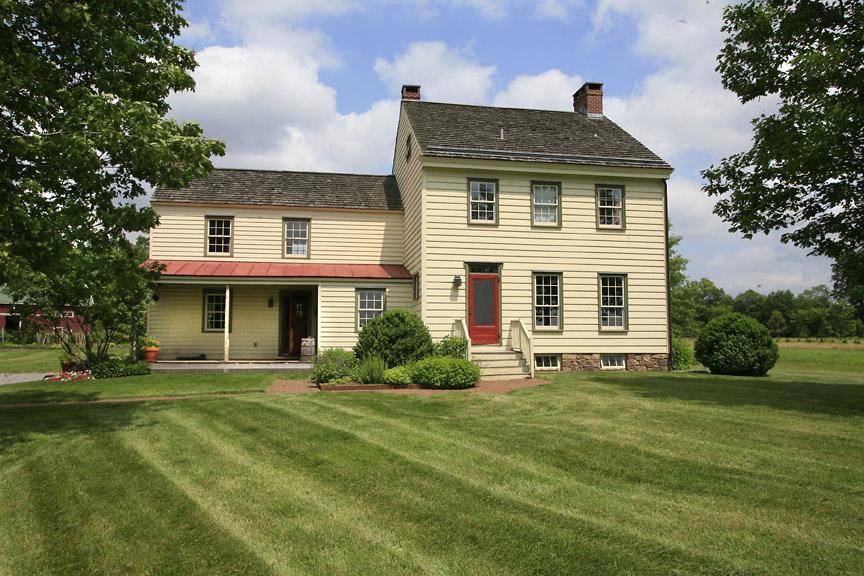 MLS #/Web ID: 2683111