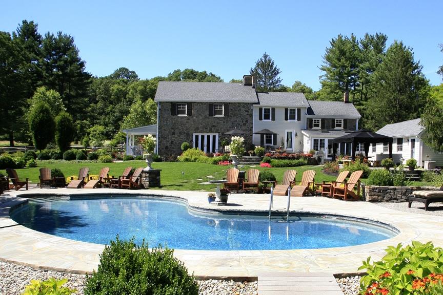 MLS #/Web ID: 2694811