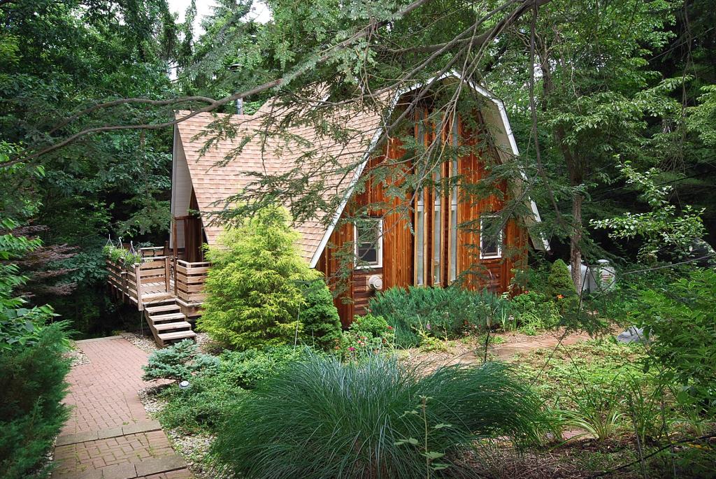 MLS #/Web ID: 2697811