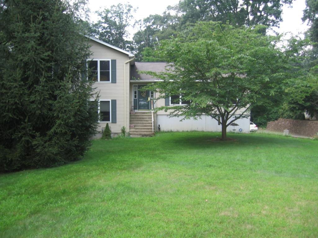 673 BERDAN AVE