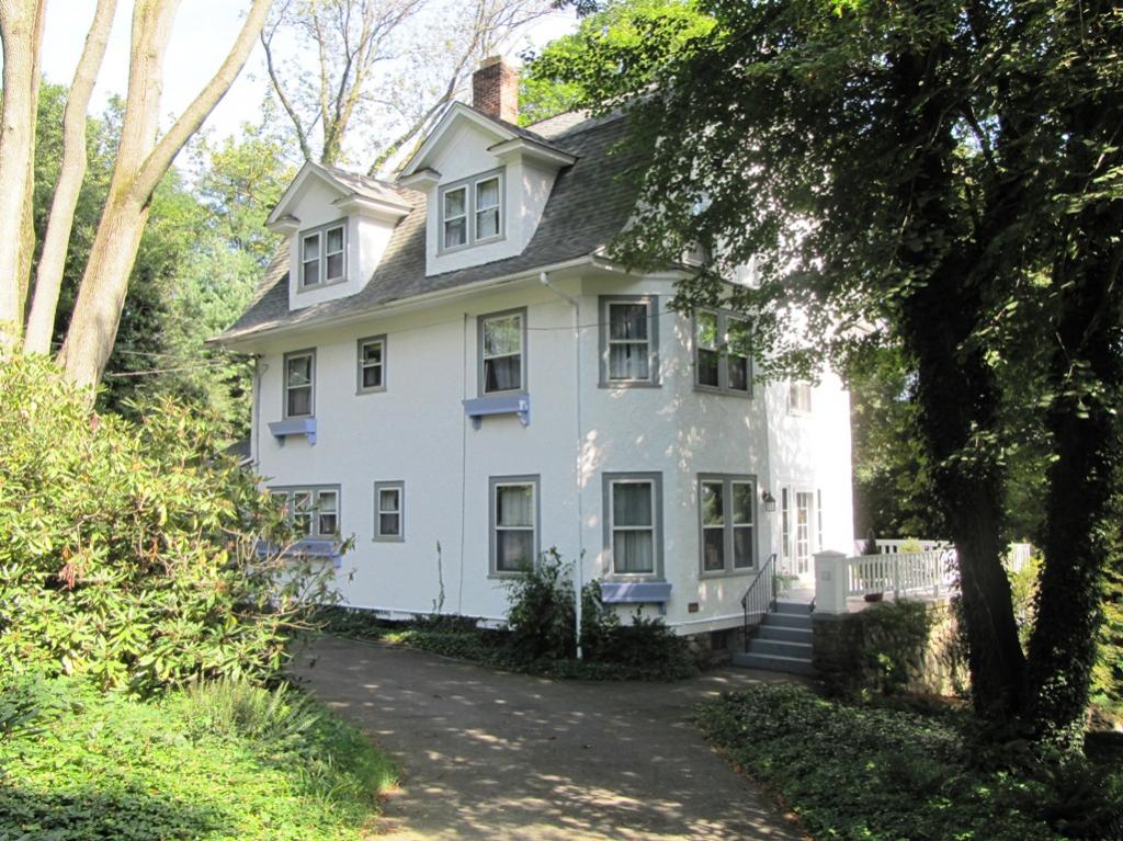 34 Hillcrest Road