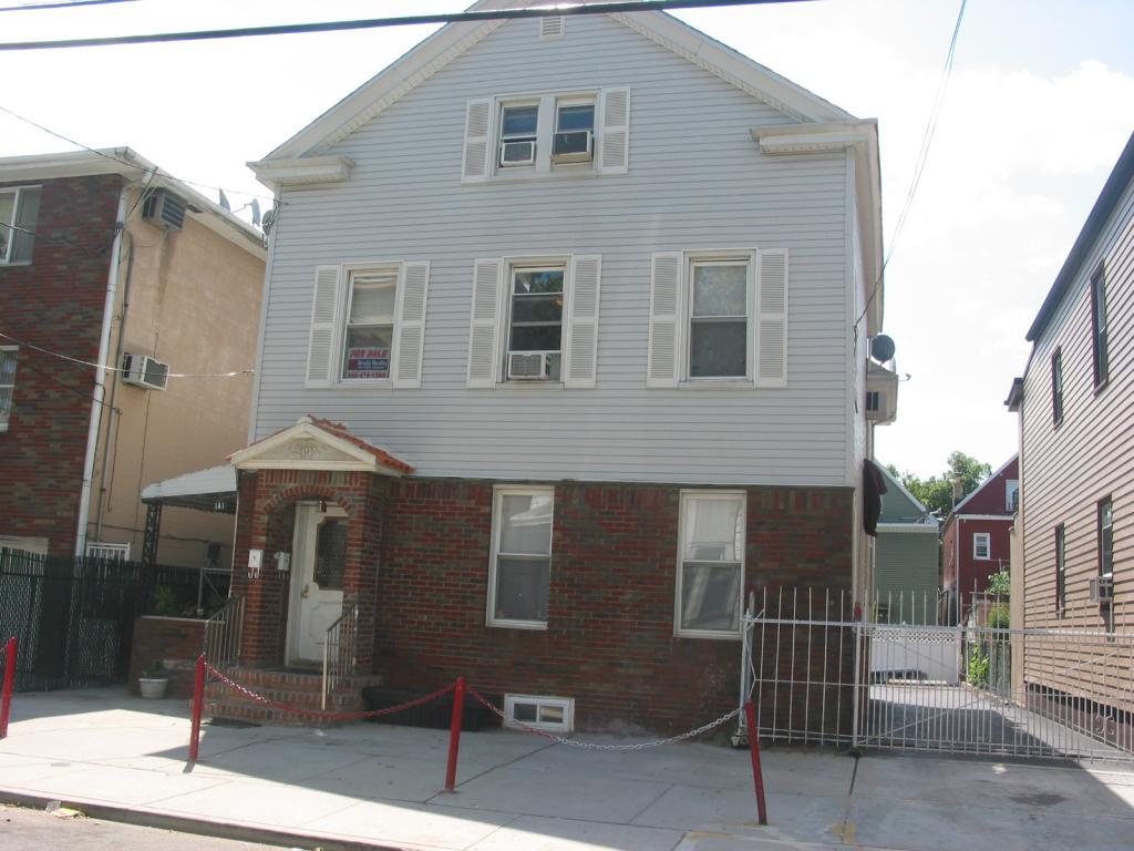 MLS #/Web ID: 2714711