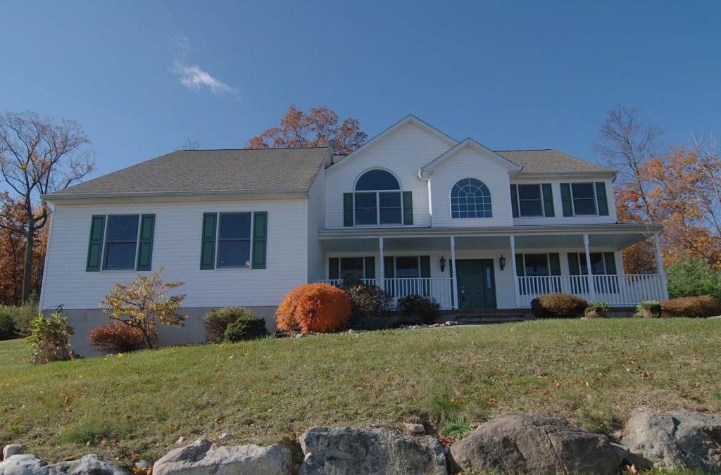 MLS #/Web ID: 2719711