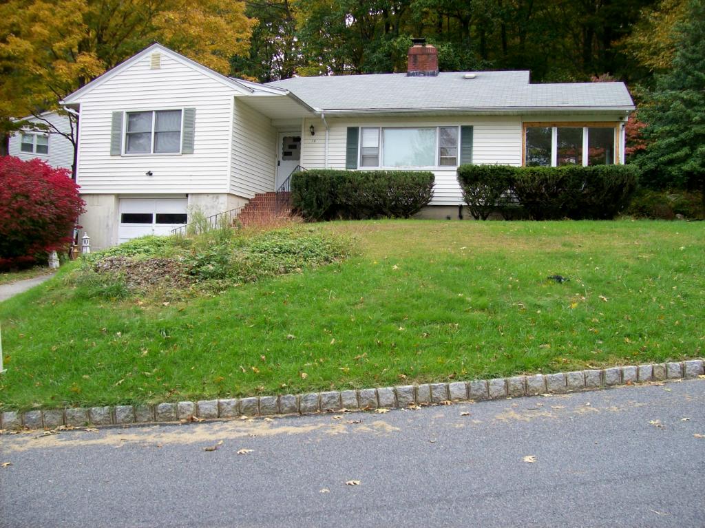 15 ELIZABETH AVE