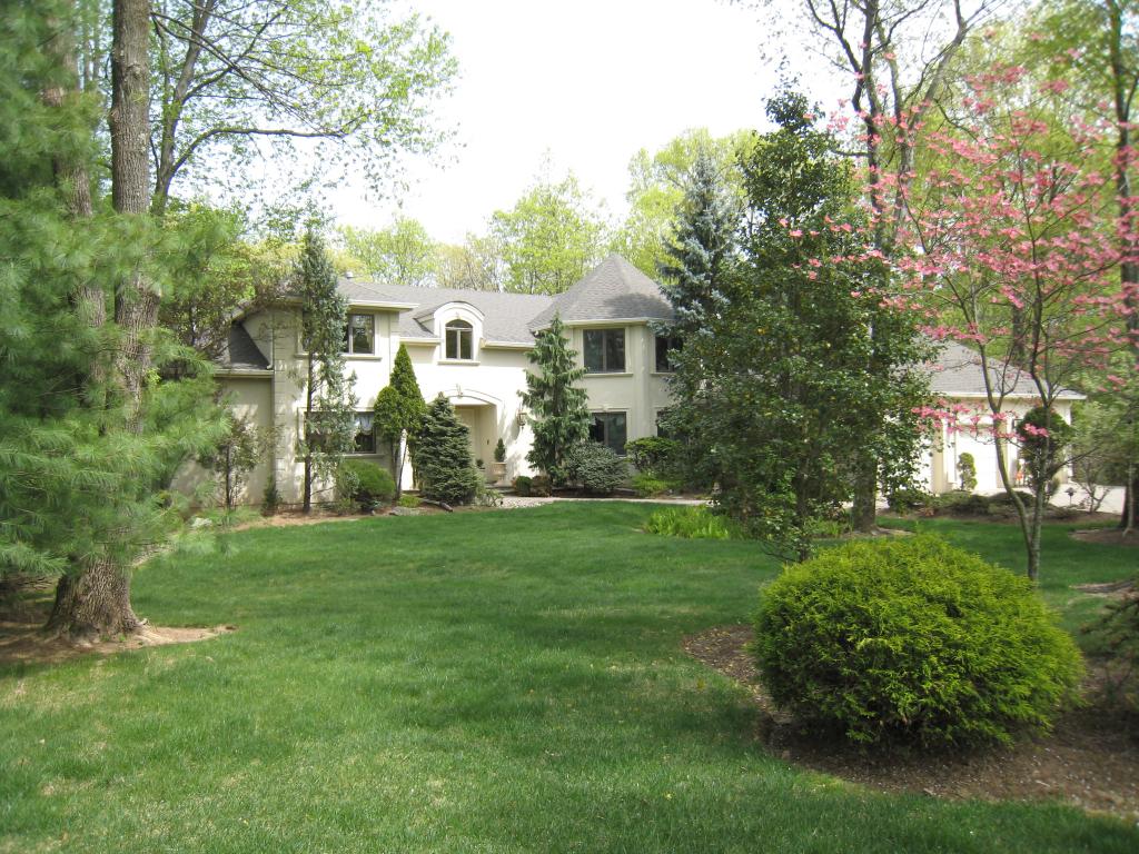 16 TILLMAN COURT