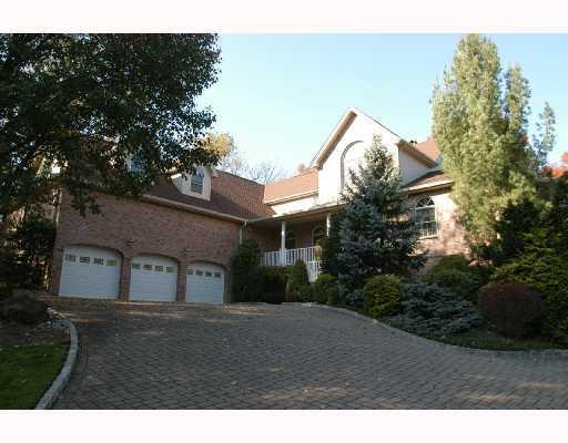 715 OLD RARITAN RD