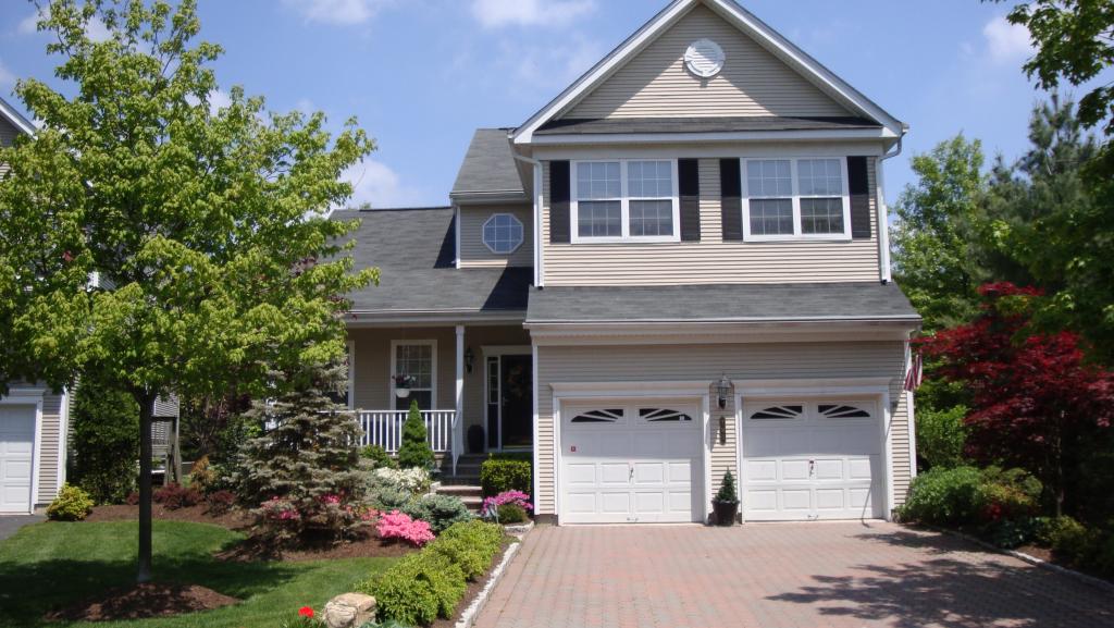 2 Chestnut Ridge Court