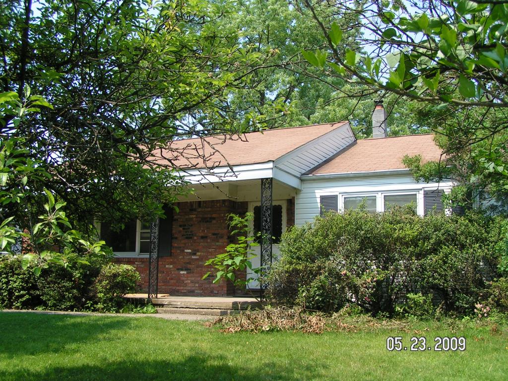 270 N BEVERWYCK RD