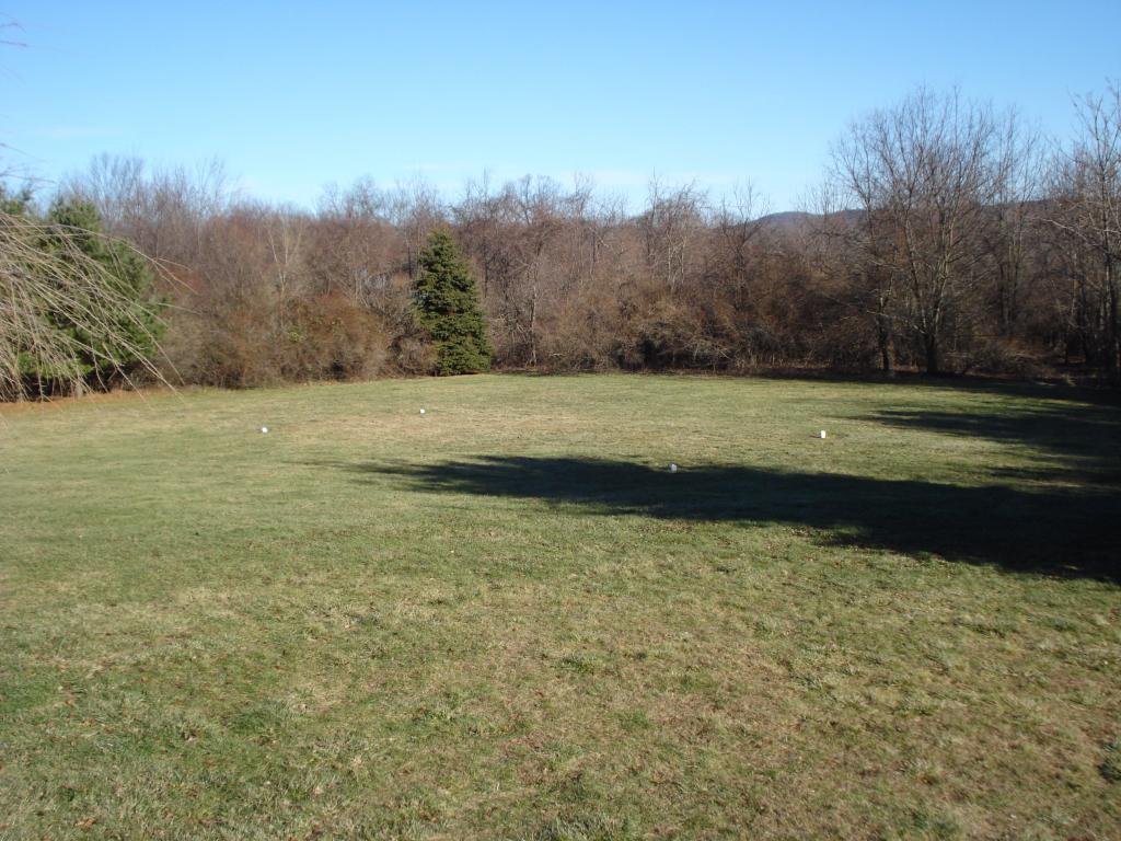 10 JOCELYN CT