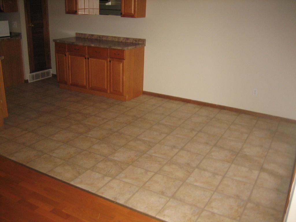 4 BIG SKY DR UNIT 1