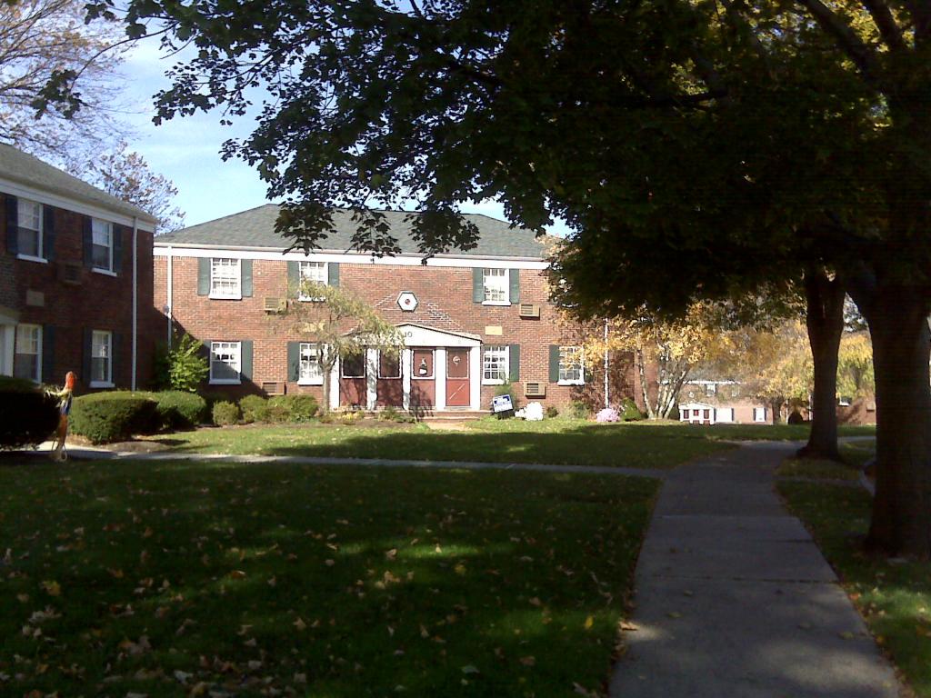 MLS #/Web ID: 2723612