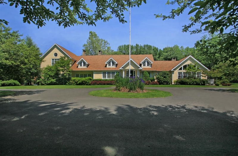 MLS #/Web ID: 2730212