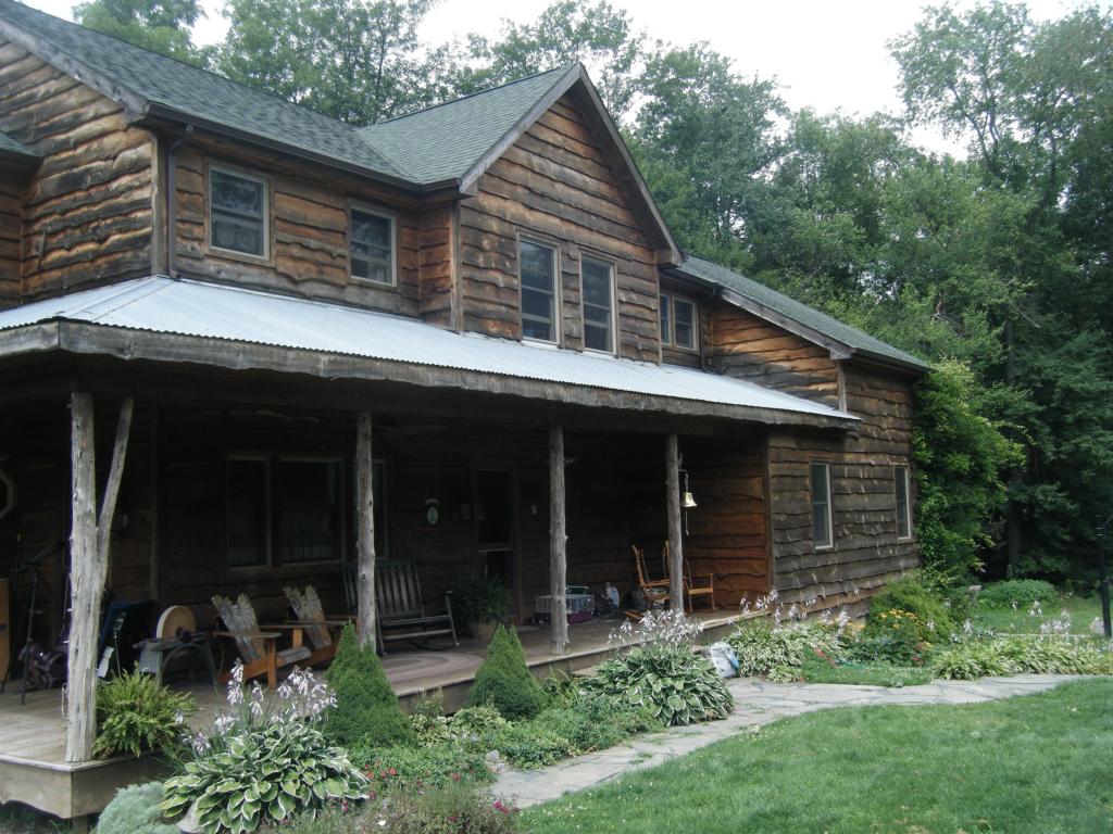 MLS #/Web ID: 2701113