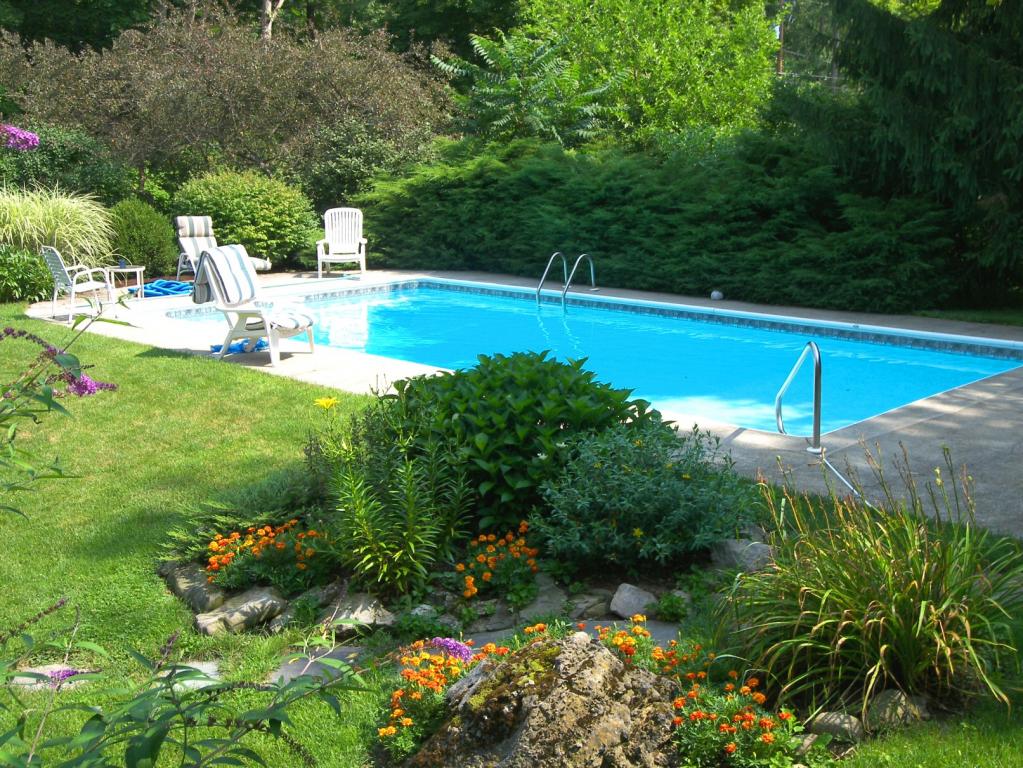 MLS #/Web ID: 2703413
