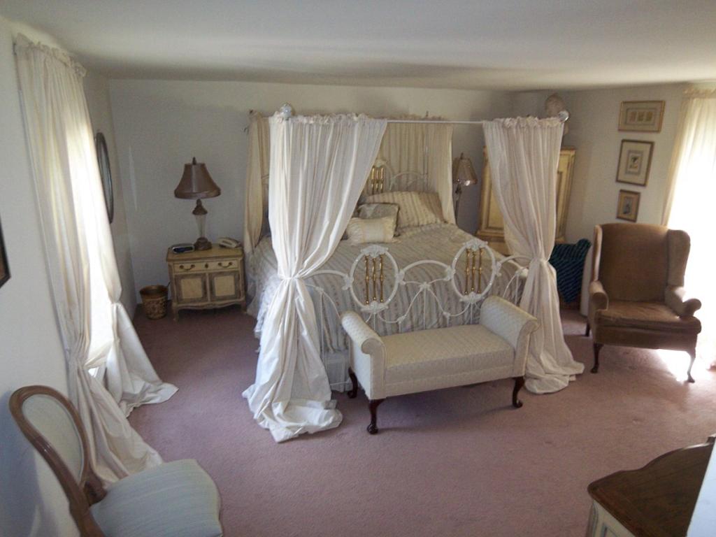 MLS #/Web ID: 2713813