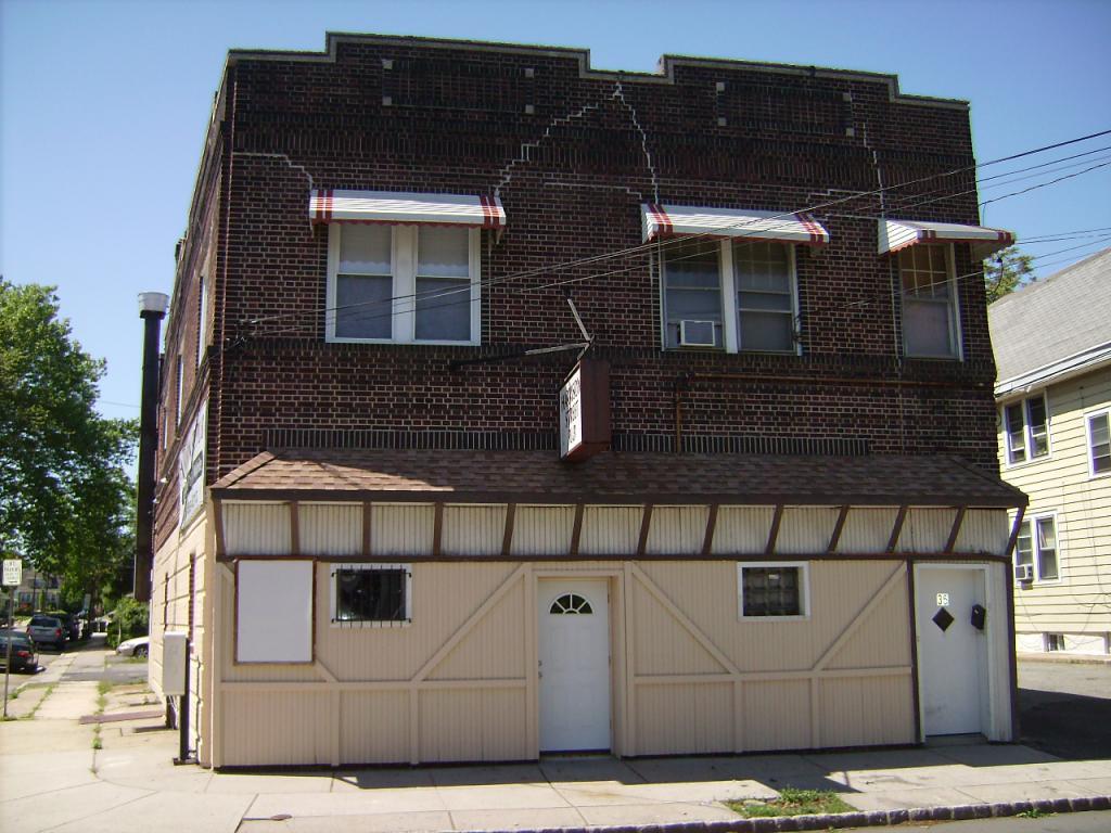 MLS #/Web ID: 2719213