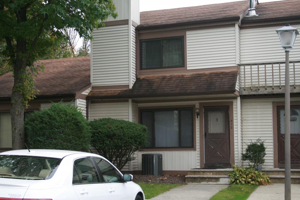 MLS #/Web ID: 2722913