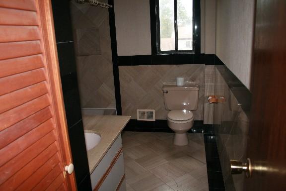 MLS #/Web ID: 2722913