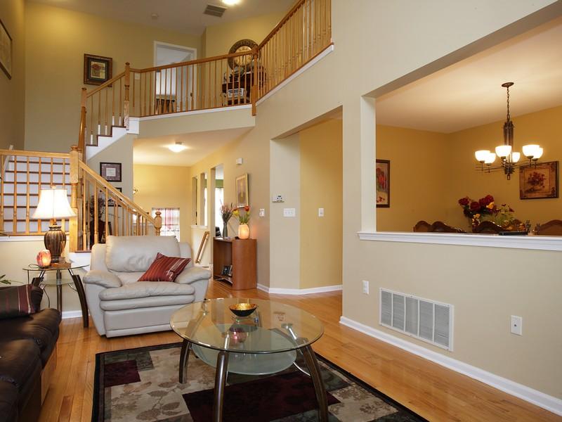 MLS #/Web ID: 2724013