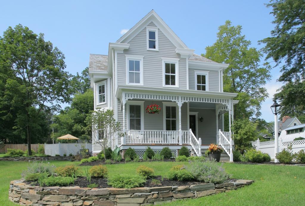 8 BODINE AVE