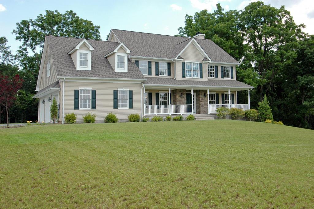 3 Winding Creek Lane