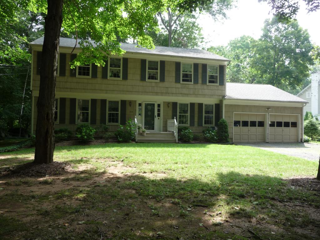 62 HILLSIDE RD