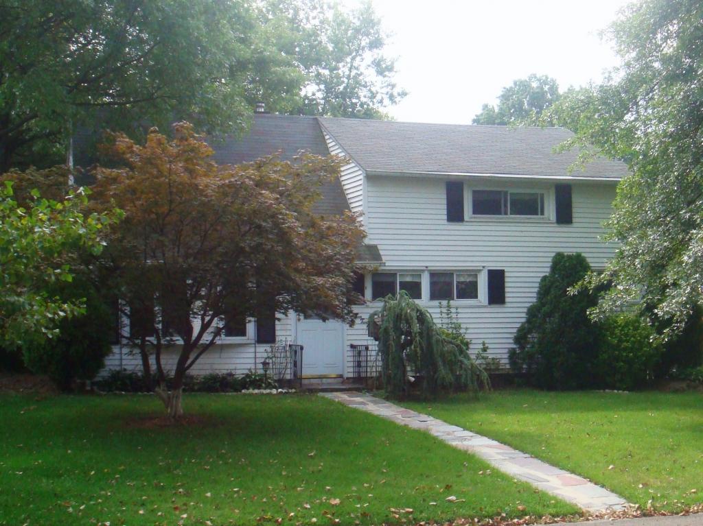 229 BLOOMFIELD AVE