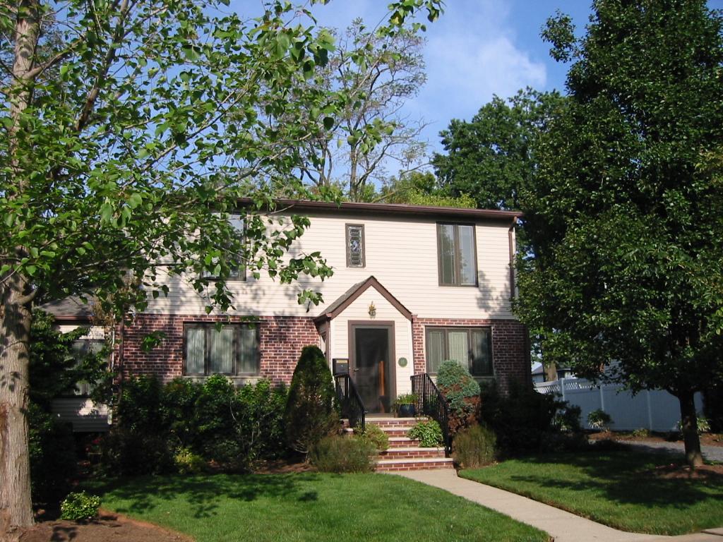 15 N RICHARDS AVE