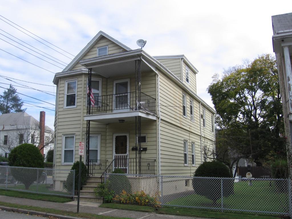 442 MORRISSEE AVE
