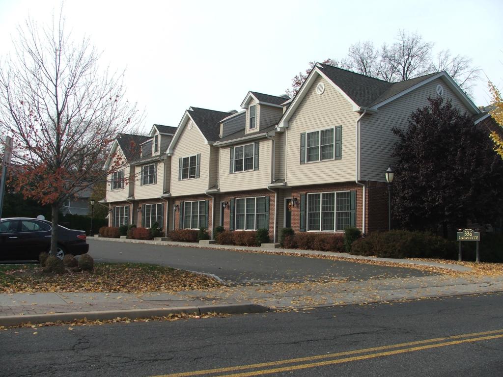 336 LAFAYETTE AVE