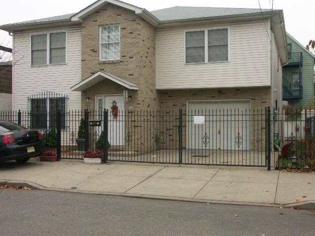 MLS #/Web ID: 2727414
