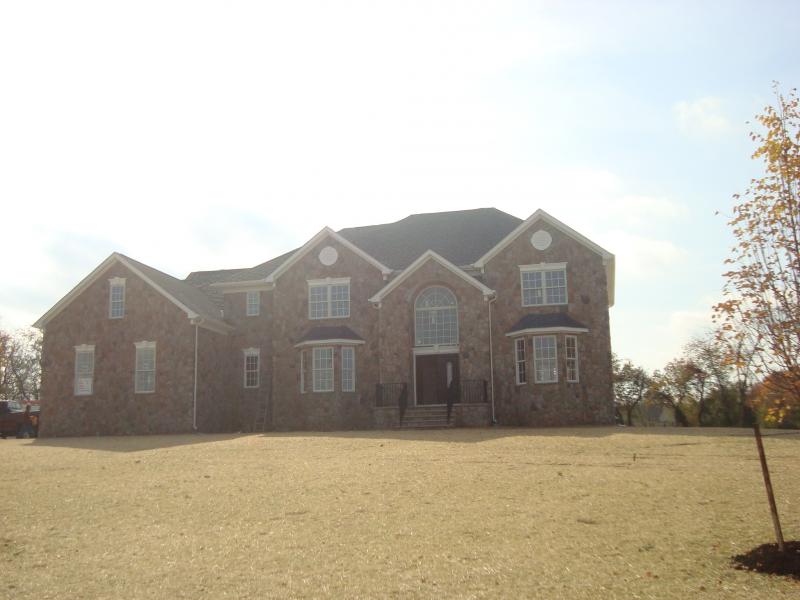 MLS #/Web ID: 2687415