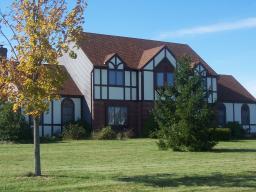 MLS #/Web ID: 2698115