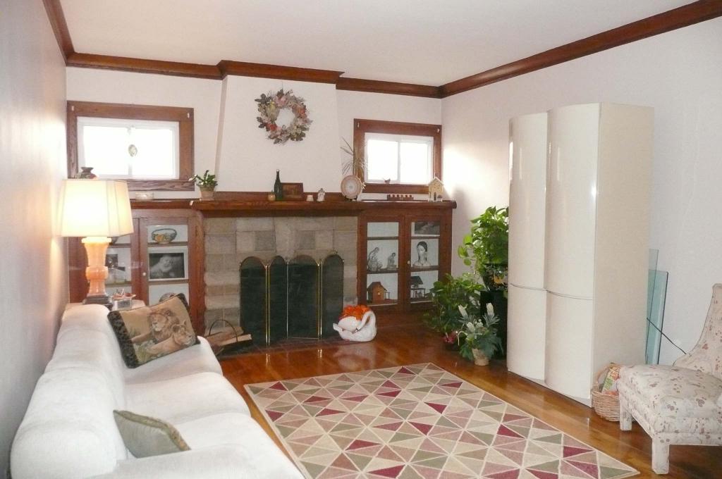MLS #/Web ID: 2712915