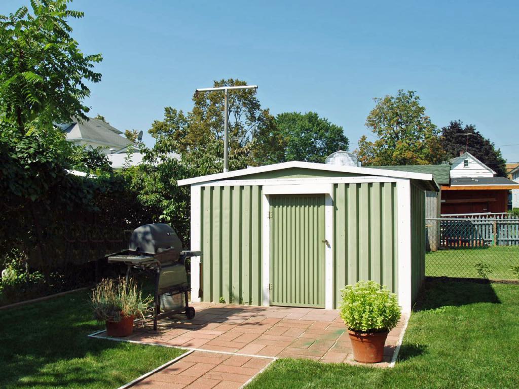 MLS #/Web ID: 2722915