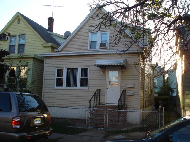 MLS #/Web ID: 2723715