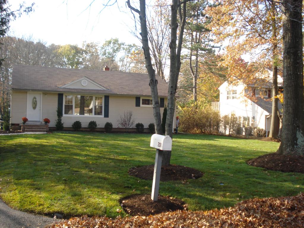 MLS #/Web ID: 2730115