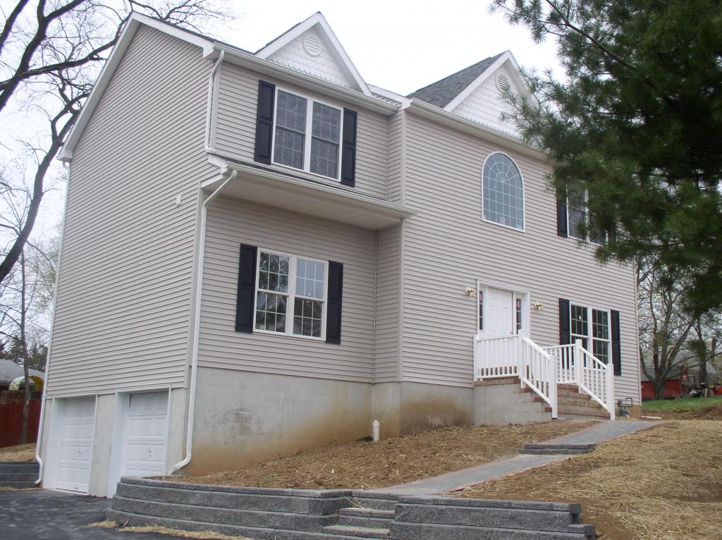 3 HEATHER HILL RD