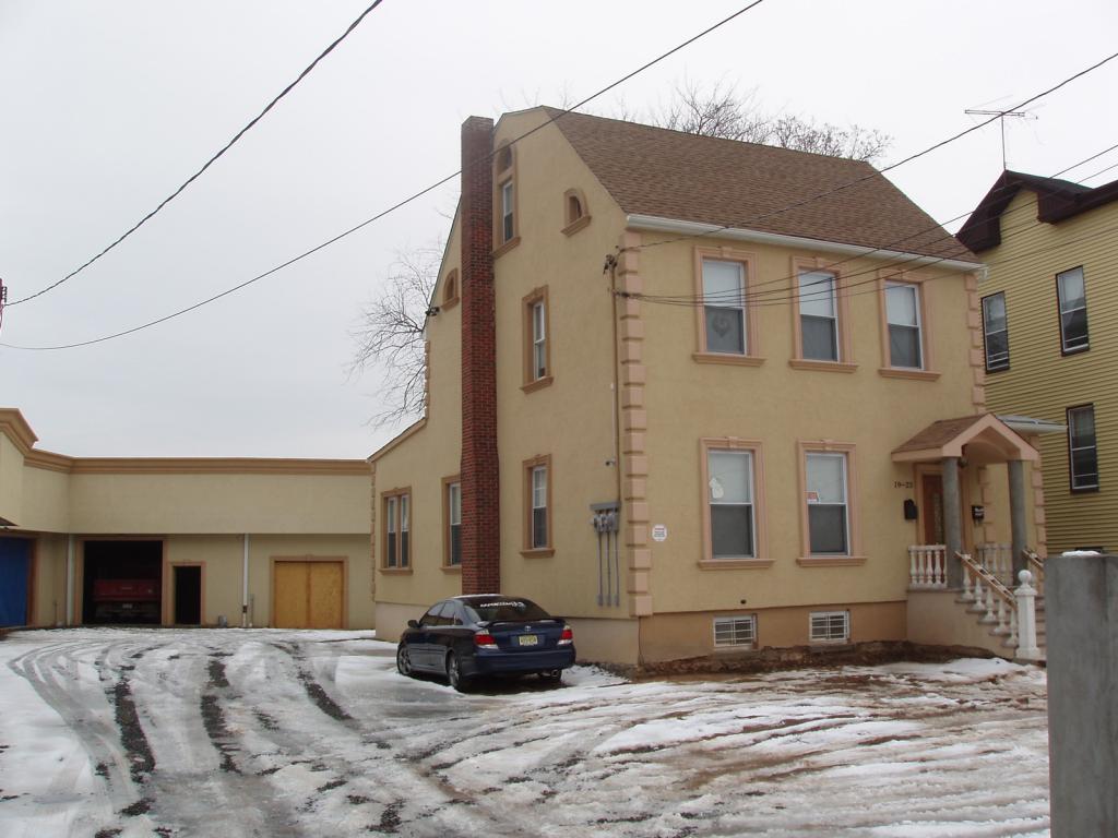 MLS #/Web ID: 2638416